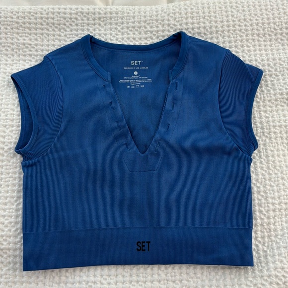 SET Active Tops - SET Top
